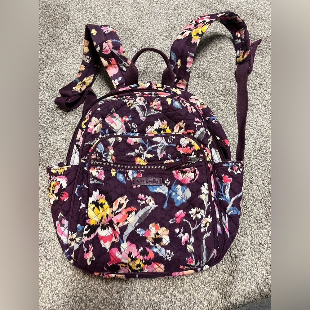 Excellent condition Vera Backpack purse